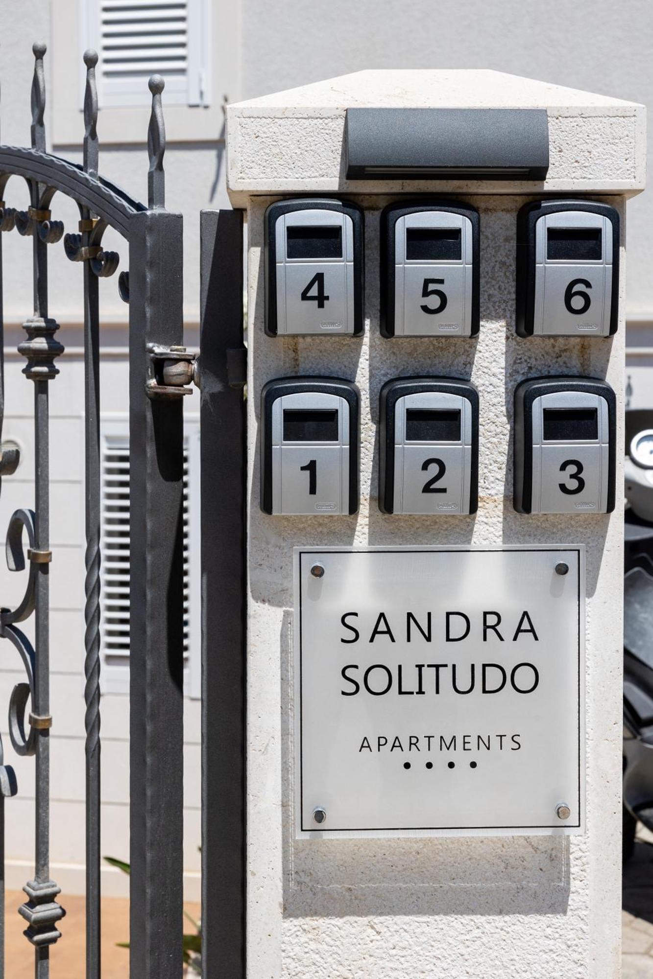 Apartments Sandra Solitudo II Dubrovnik Bagian luar foto